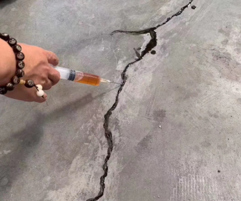 百色混凝土裂缝修补技术详解​
